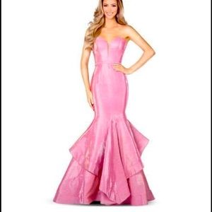 Vienna Prom/Pageant Size 6